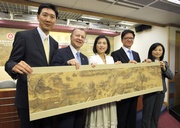 The Club's CEO Winfried Engelbrecht-Bresges (2nd from left) and Director of Leisure and Cultural Services Betty Fung (centre) unveil details of the exhibition at the press conference.  Betty Fung thanks The Hong Kong Jockey Club Charities Trust for its support to make this plan come true.