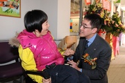 The Club!|s Executive Director, Charities, Douglas So (right) and artiste Liu Tong-mui (left). Miss Liu was born with cerebral palsy and discovered her talent in drawing at the age of 14. She was the recipient of 2005 Ten Outstanding Young Persons Award and the Medal of Honour by HKSAR for her exemplary efforts in pursuing a meaningful life through painting despite her disability. 