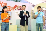 The Hong Kong Jockey Club's Executive Director, Charities, William Y Yiu (centre) explains the objectives of the CADENZA 18-District Programme. He says the Club hopes the programme will help promote positive ageing to Hong Kong people.