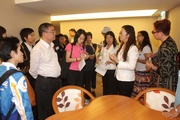 Photos 8/9/10: Participants pay a visit to the Jockey Club CADENZA Hub at Tai Po and learn more about its operations and promotion of primary care.