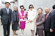 Club Chairman Dr John C C Chan (1st from right); Steward Christopher Cheng Wai Chee (1st from left); Mrs Christina Lee (3rd from left); Mrs Maria Lee (3rd from right) and other guests.