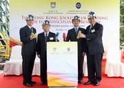 From left: Pro-Vice-Chancellor of HKU Prof Paul Tam, Hong Kong Jockey Club Chairman John C C Chan, Chairman of Campus Development and Planning Committee, HKU Jack So and Vice-Chancellor and President of HKU Prof Lap-chee Tsui at the groundbreaking ceremony of The Hong Kong Jockey Club Building for Interdisciplinary Research.